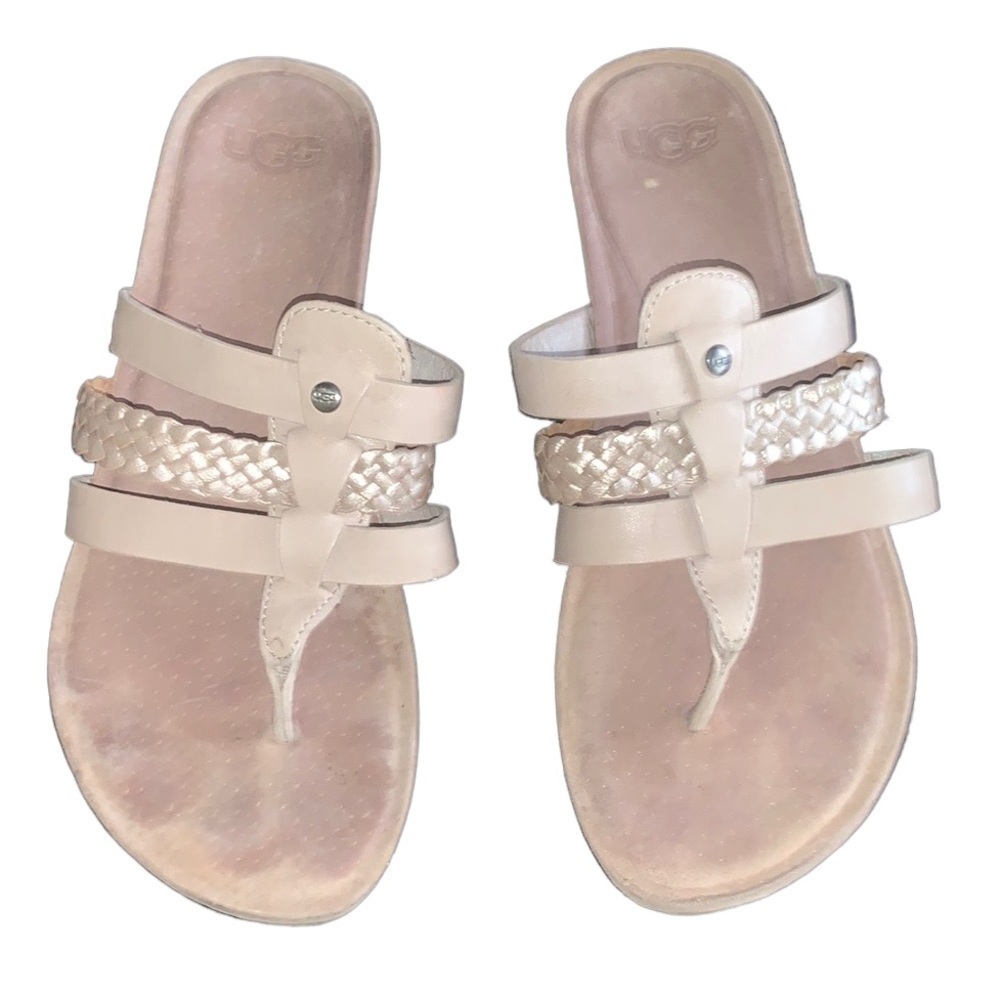 UGG OPEN TOE SANDALS